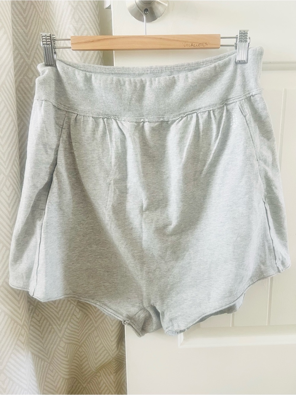 FP Movement by Free People Light Gray High Waist Harem Lounge Shorts Medium